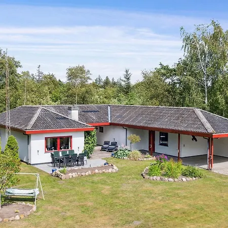Hakon - 550m From The Sea In Lolland- Falster And Mon By Interhome