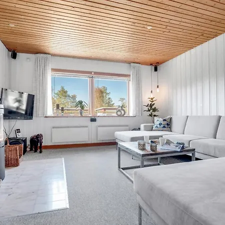 Feriehus Hakon - 550m From The Sea By Interhome Gedser