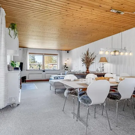 Feriehus Hakon - 550m From The Sea By Interhome *