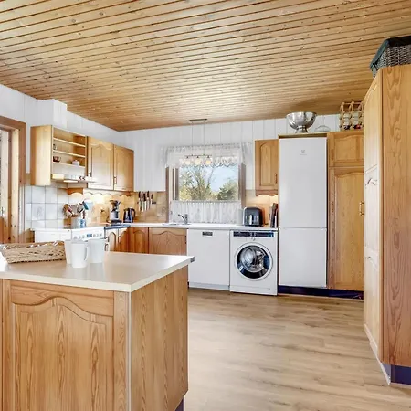 Hakon - 550m From The Sea By Interhome Feriehus *