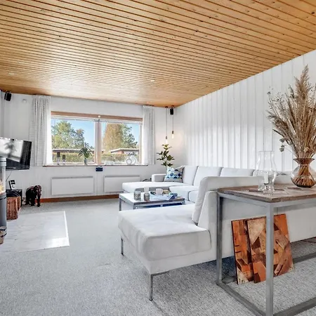 Hakon - 550m From The Sea By Interhome Feriehus Gedser